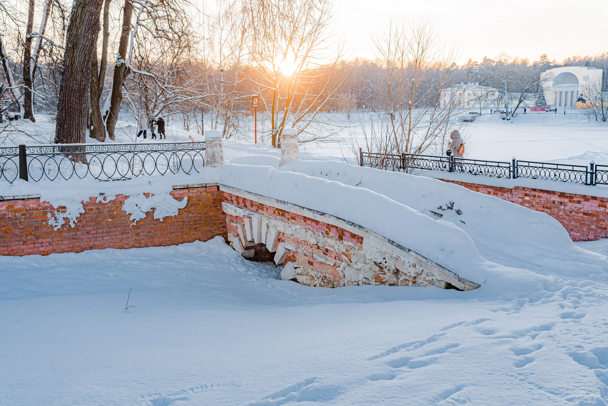 Москва парк Кузьминки зима гора фото