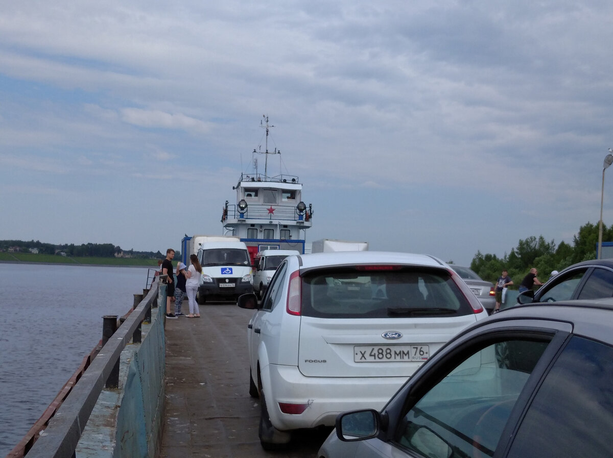 Мышкин переправа. Паромная переправа. Мышкин паром.