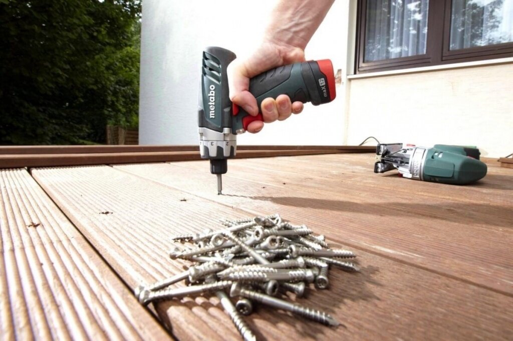 Саморезы чаще всего используются в домашнем ремонте и строительстве