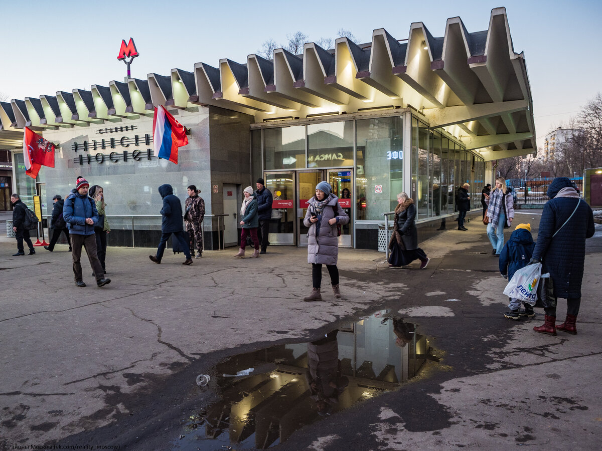 фото у метро рязанский проспект