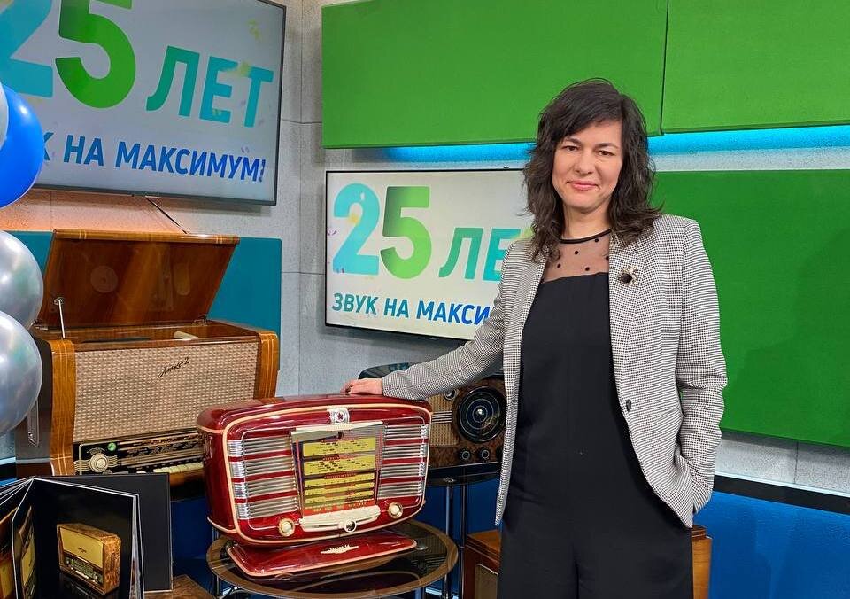 Радио белоруссии. Радио Беларусь. Белорусские радиостанции. Беларусь (радиостанция). Радиостанция РБ