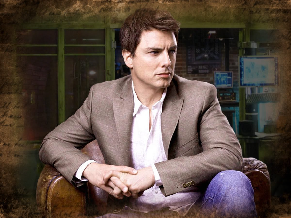 Джон барроумен. John Barrowman. Джон скот барроумэн. Джон Барроумен Торчвуд. Джон Барроумен 2023.