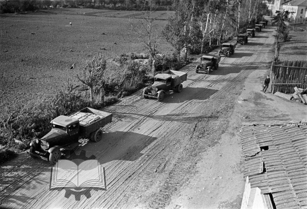 Военная продукция советских автомобильных заводов мало отличалась от гражданской. Точнее, почти ничем не отличалась.