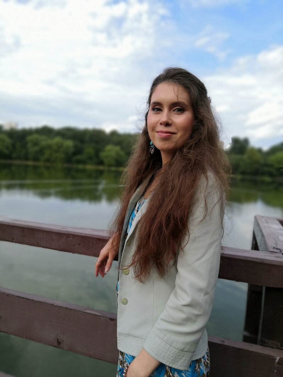 Ещё кстати мужу не нравилось, когда я красилась. Тоже смотрите за этим, возможно это сигнал, что это не ваш мужчина, раз он не принимает вас