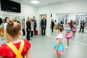  📷    Денис Паслер посетил социальные объекты Бузулука Белов Михаил Александрович