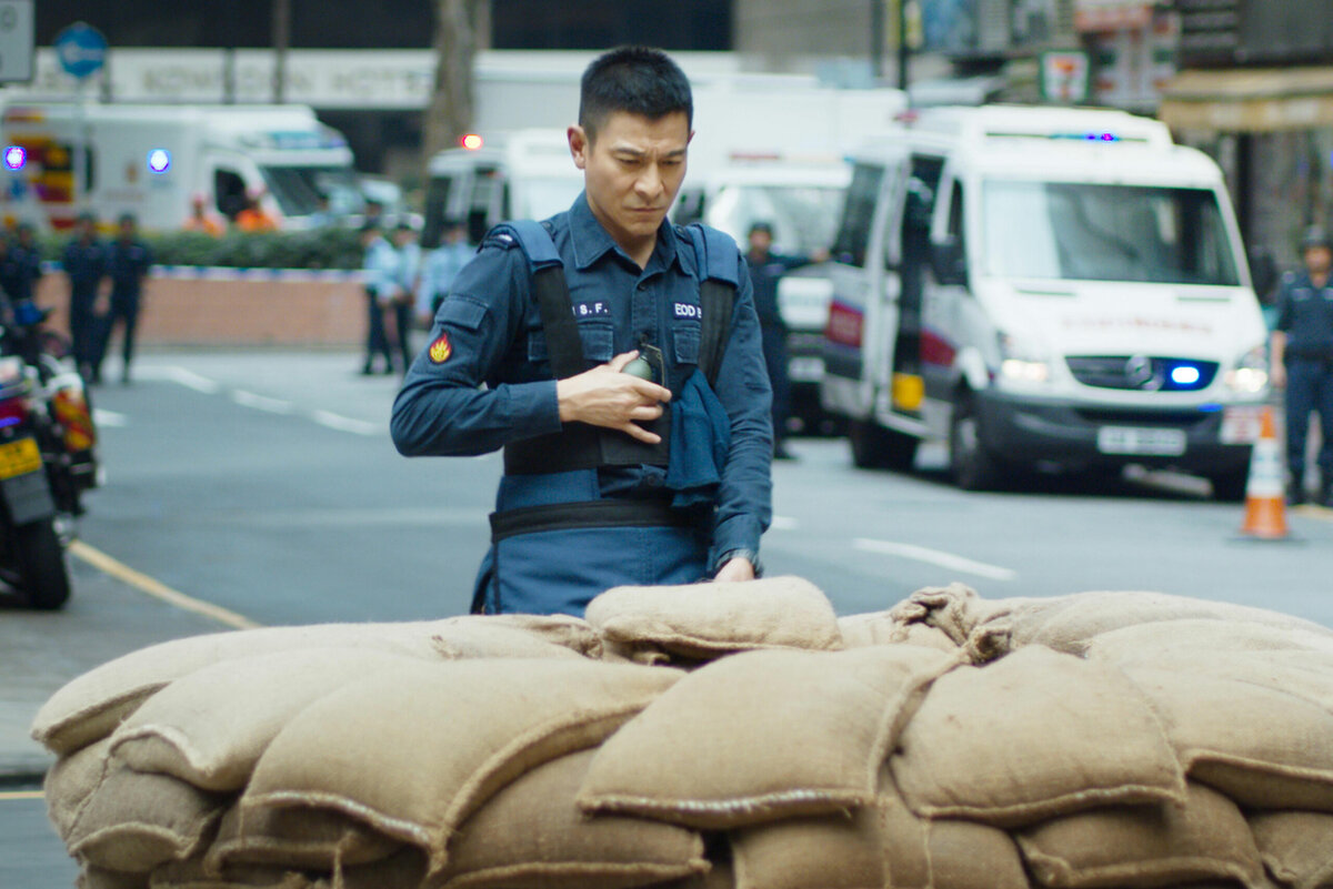 Кадр из фильма «Ударная волна: битва за Гонконг»
