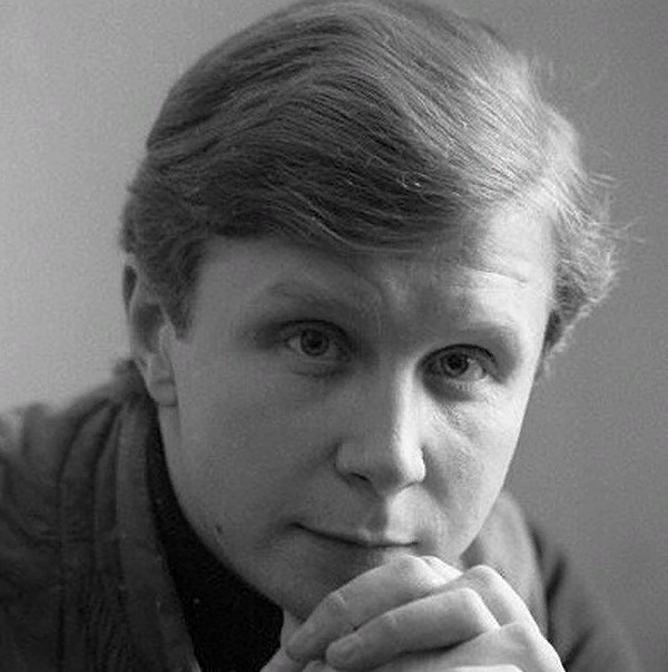 Шальных актер