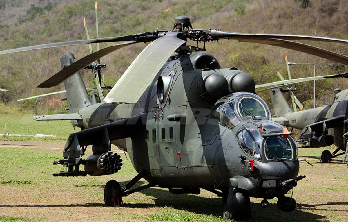 Пикоев ми. Ми-35м вертолёт. Ми 35. Ми-35мс армейский ударный вертолёт. Ми35 Беркут.