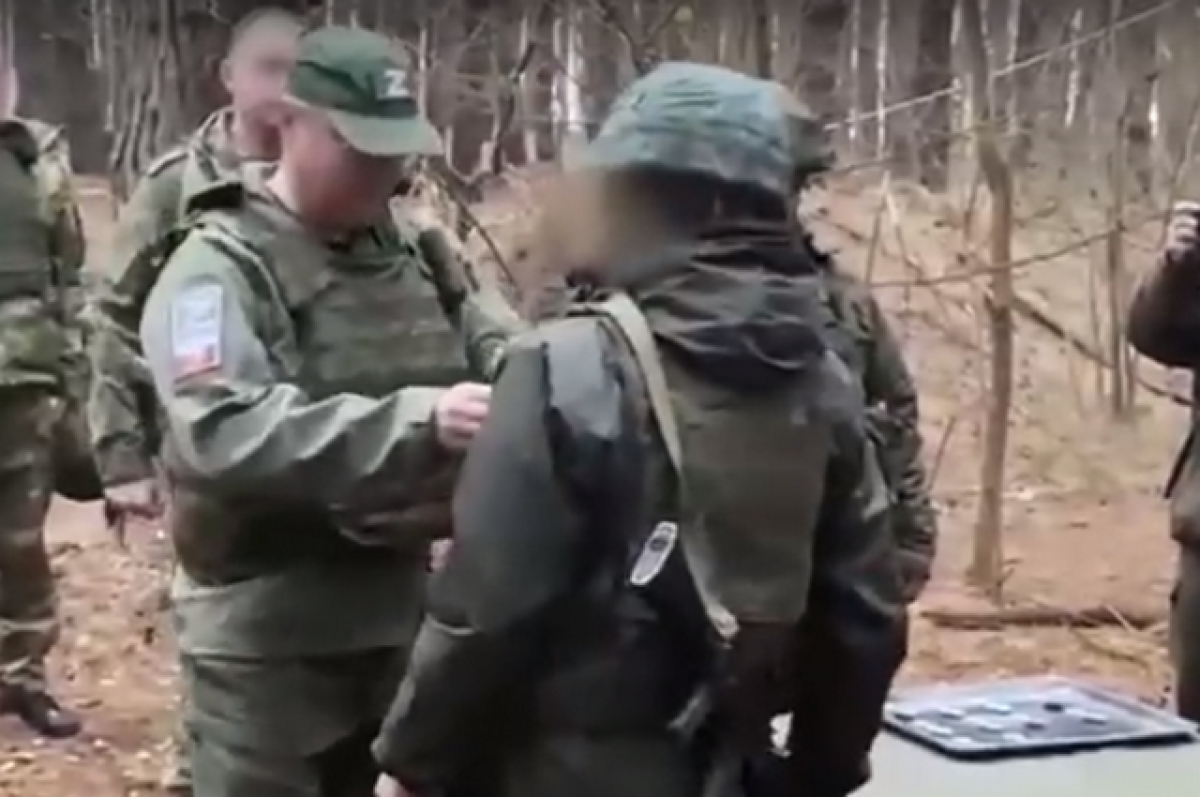    Владимир Владимиров привёз награды и экипировку бойцам в Херсонскую область