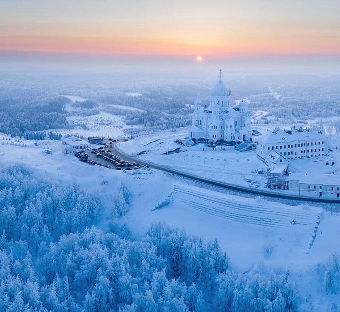 Белогорский монастырь Пермский зимой