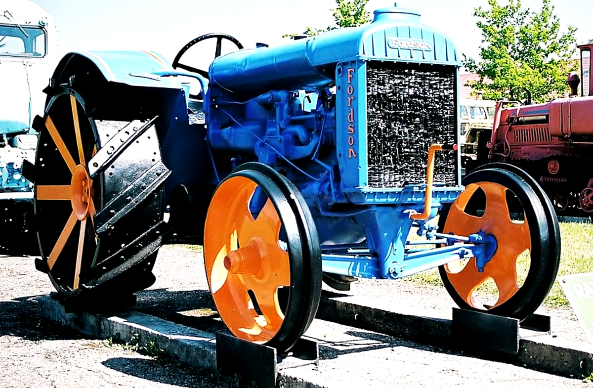 Фордзо́н-Пути́ловец