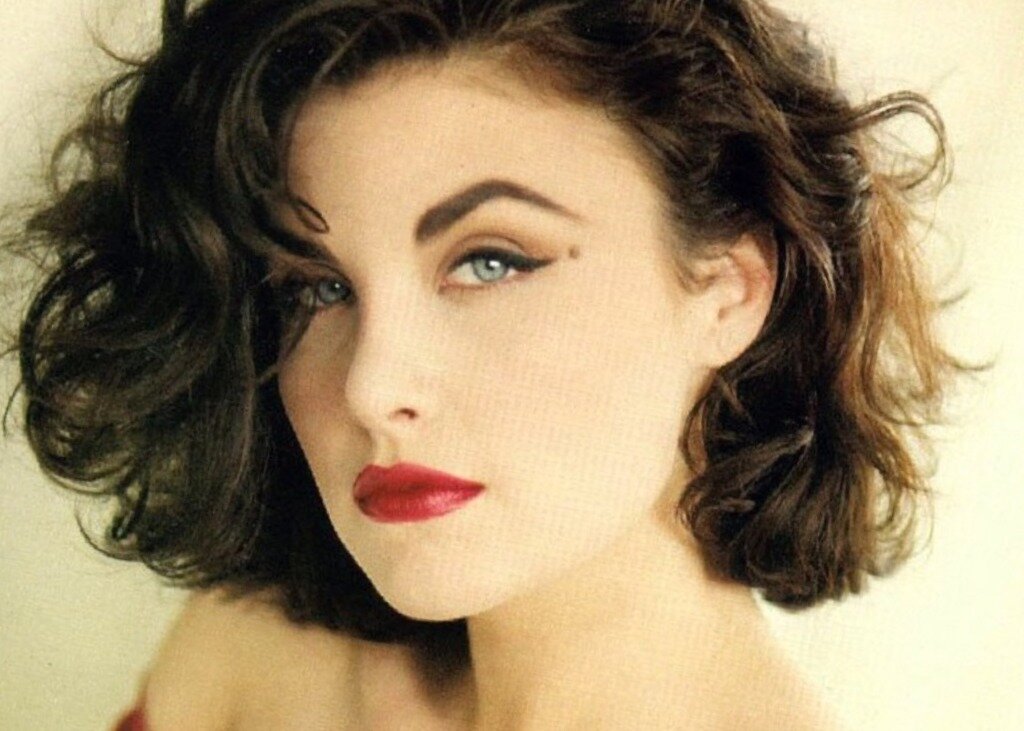 Голая Шерилин Фенн (Sherilyn Fenn) видео