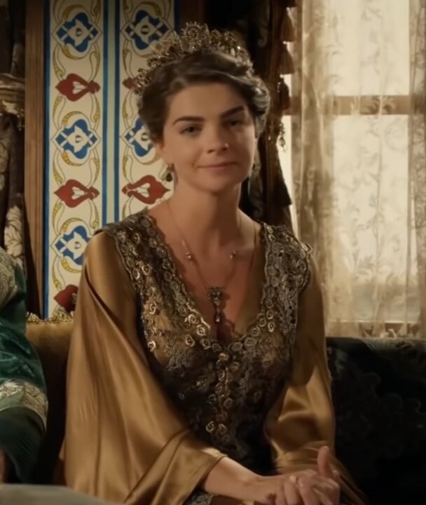 Отвечайте на вопросы теста открыто и честно, чтобы получить наиболее точный результат. Вам потребуется чувство себя и умение размышлять о жизненных ситуациях, чтобы определить, какая героиня турецкого сериала наиболее подходит именно вам. Погрузитесь в мир романтики, интриг и истории, и дайте себе возможность стать звездой турецкого сериала.