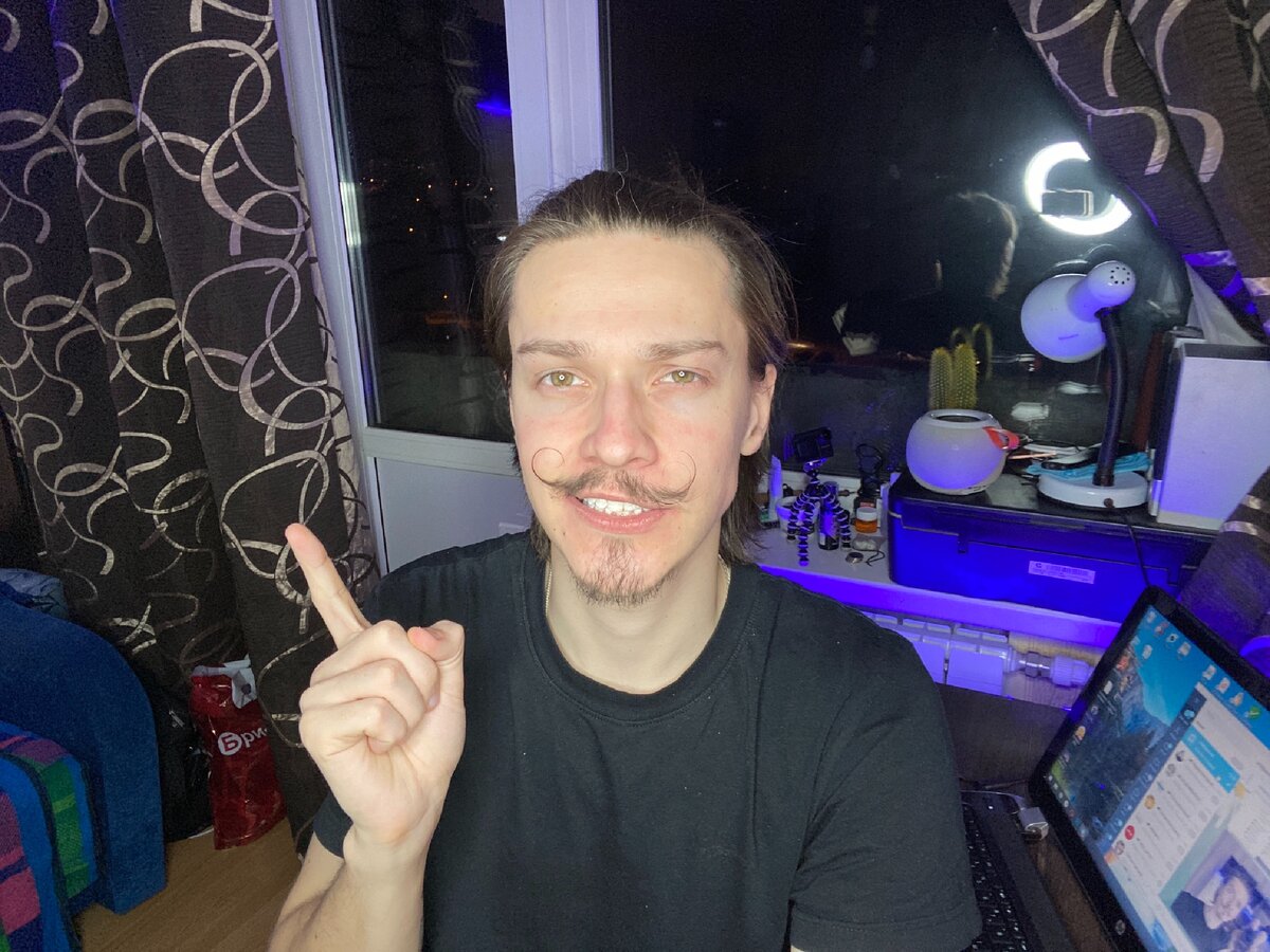 Уже не в первом магазине так экономлю. Отличный способ, а главное ничего не требует