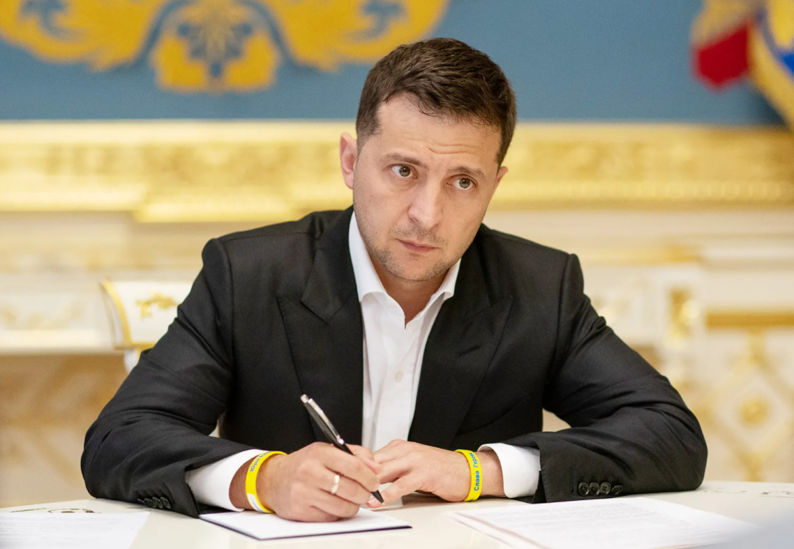 Владимир Зеленский: "Дорогой Председатель Си...  Нет, не так -  Ваше Превосходительство.."