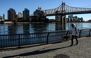 Доходы населения США в феврале упали меньше, чем ожидалось
