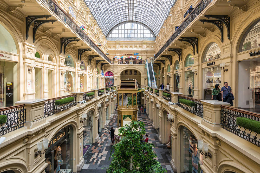 ГУМ Москва. Торговый центр ГУМ В Москве на красной площади. ГУМ ЦУМ Москва. ГУМ Москва внутри.