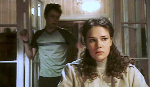 кадр из фильма «Московские окна»