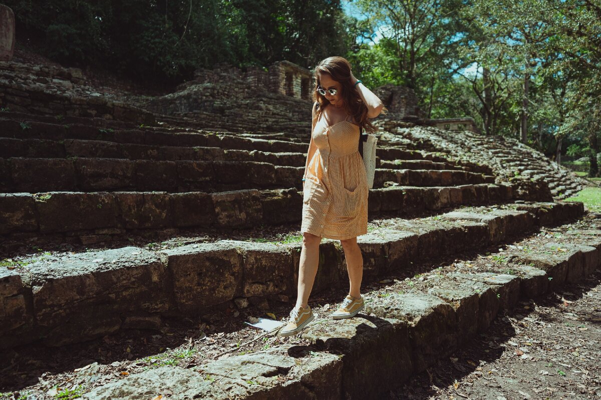 Взбираясь по ступеням жизни. Источник фотографии – сайт: www.pexels.com