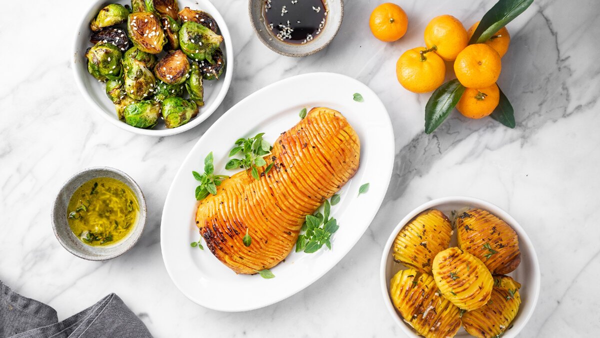 Фото сразу трёх гарниров: тыквы, картошки, капусты  