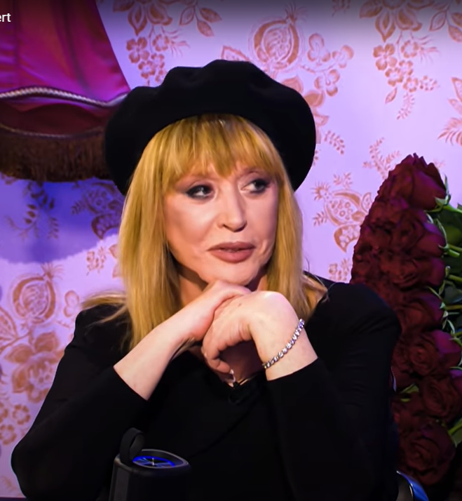 кадр из видео Музыкалити - Алла Пугачёва и Zivert