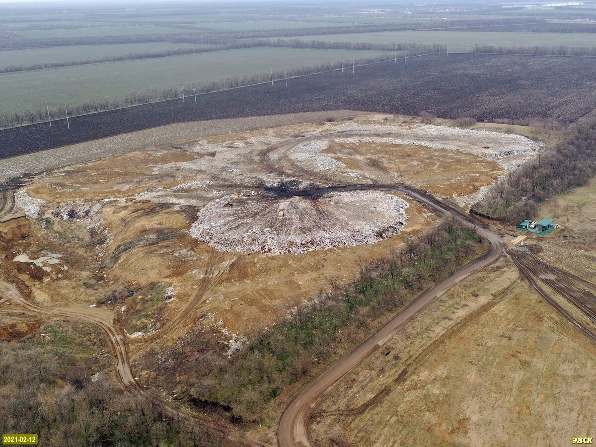 На Армавирской свалке ТКО захораниваются несортированные отходы