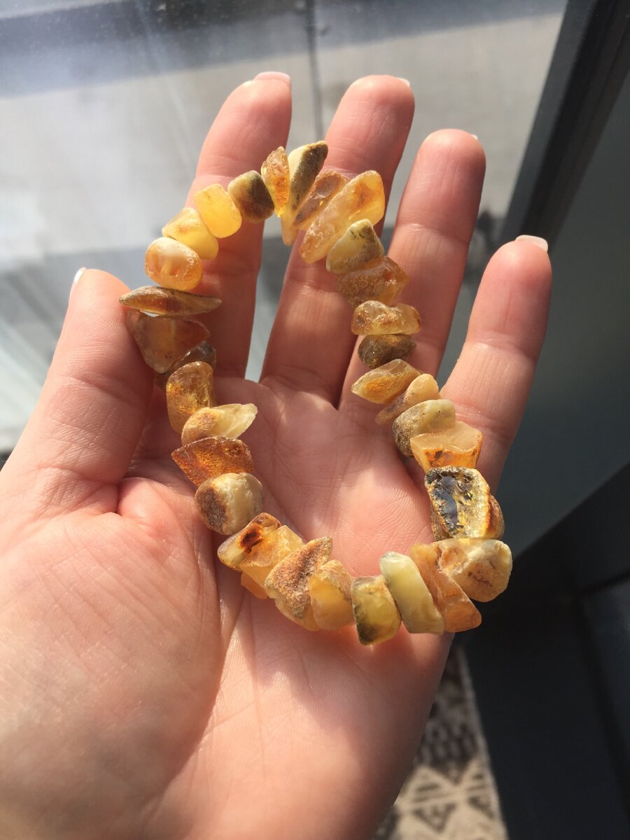 Солнечный камень. Фото сделано автором и принадлежит автору 