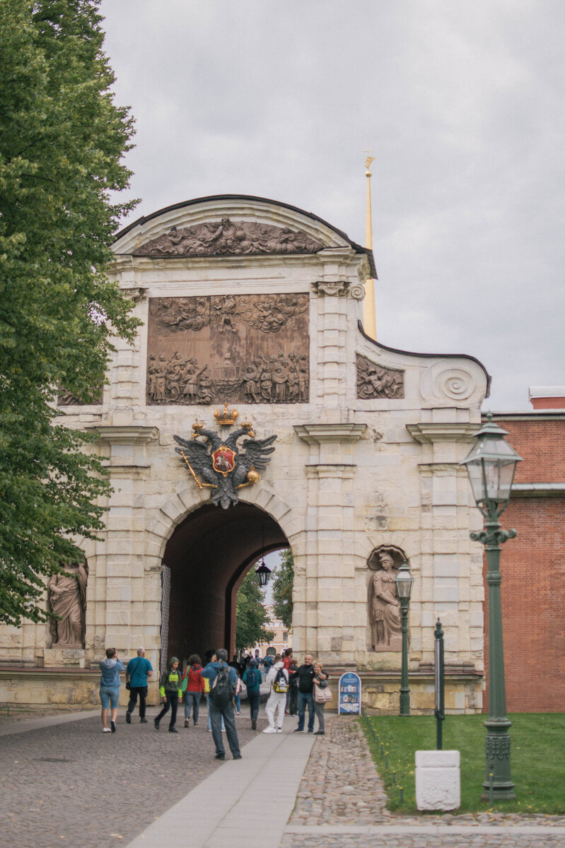 Петровские ворота фото