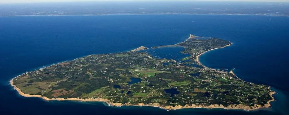 Источник: https://www.travelthrone.com/wp-content/uploads/2016/06/things-to-do-on-block-island.jpg