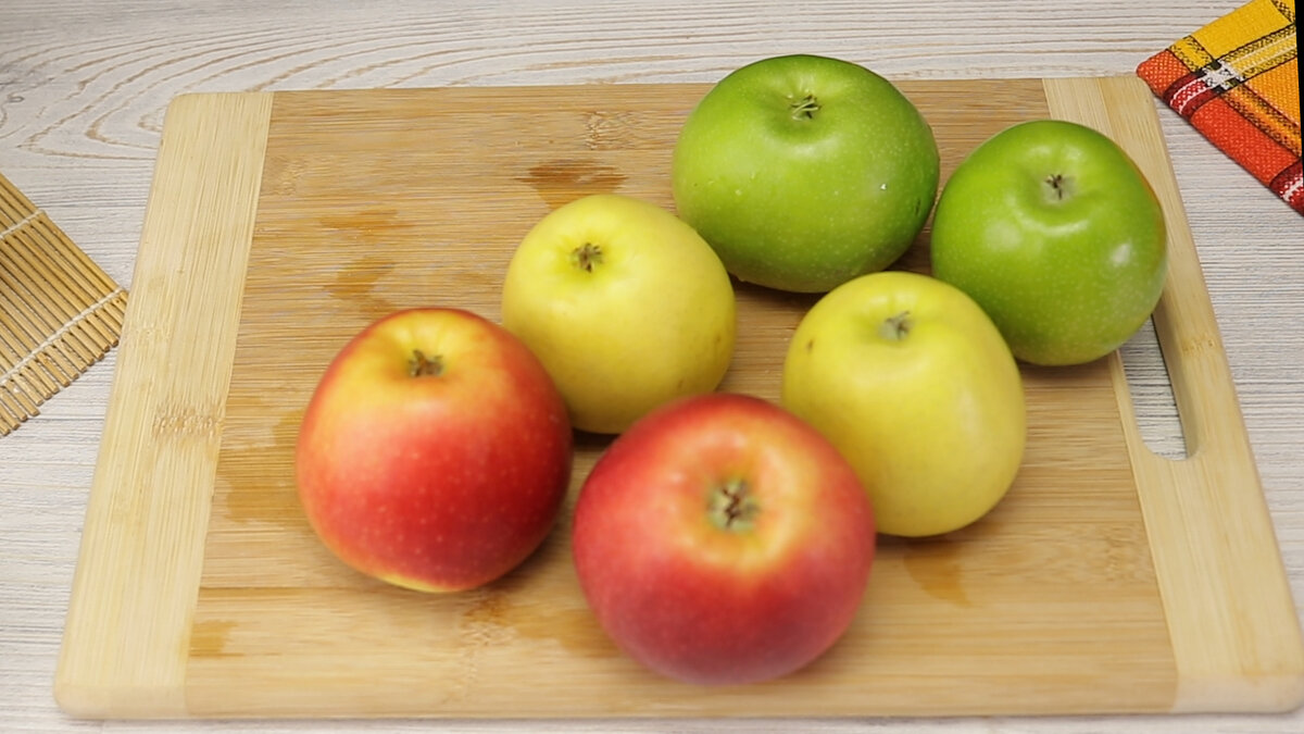 Возьмем 6, ну очень красивых яблочка.. 🍎🍏😉