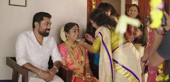 Свадьба в фильме «Большая индийская кухня» есть, но оборачивается она совсем не тем, что обычно сулят романтические комедии