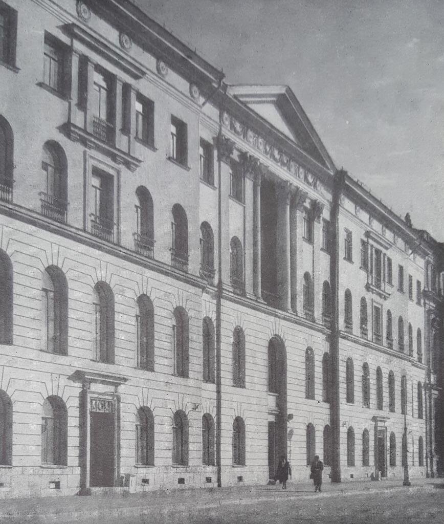 Фото 1951 года из ежегодника "Советская архитектура"