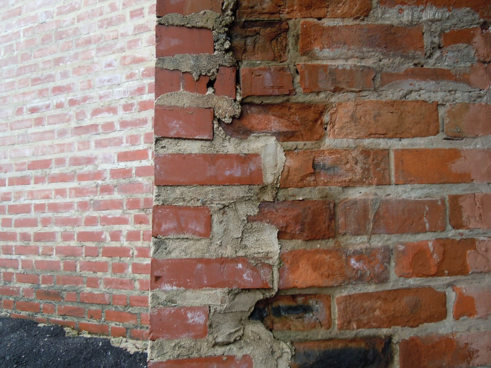  23 октября 2011 г. Здесь внимание будет больше направлено на состояние кладки кремля.-18