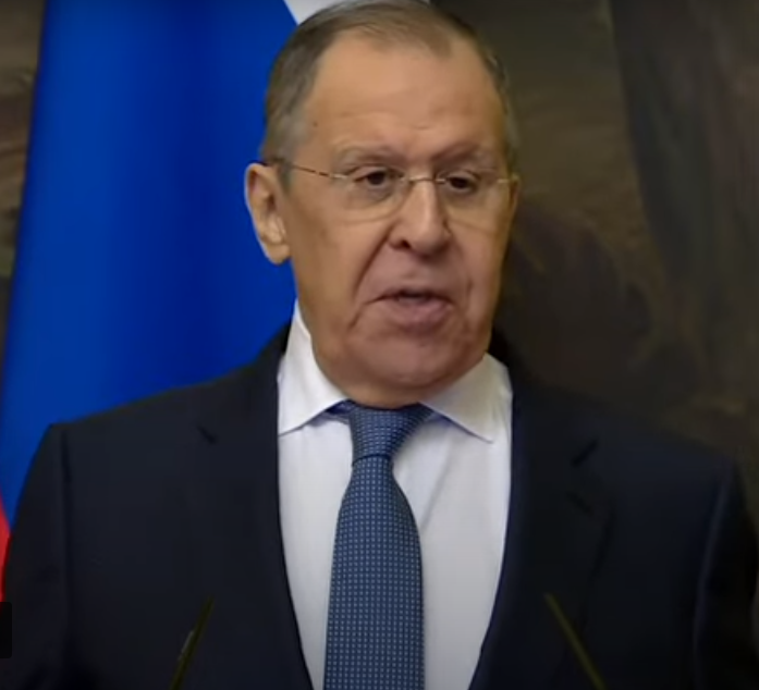 Фото-Вырезка из выступления на пресс-конференции