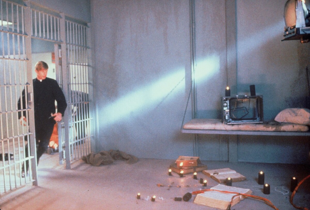 Кадр из фильма "Электрошок" (1989)