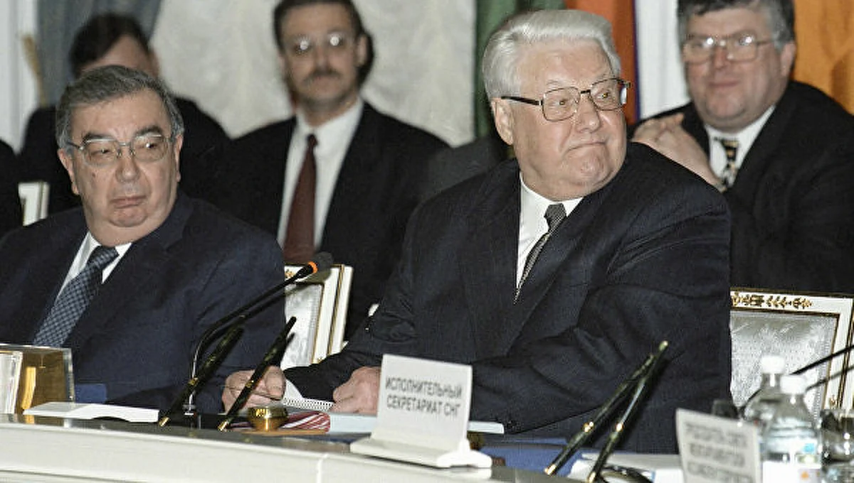 Первый премьер министр россии. Примаков 1999. Примаков 1998. Примаков 1996.