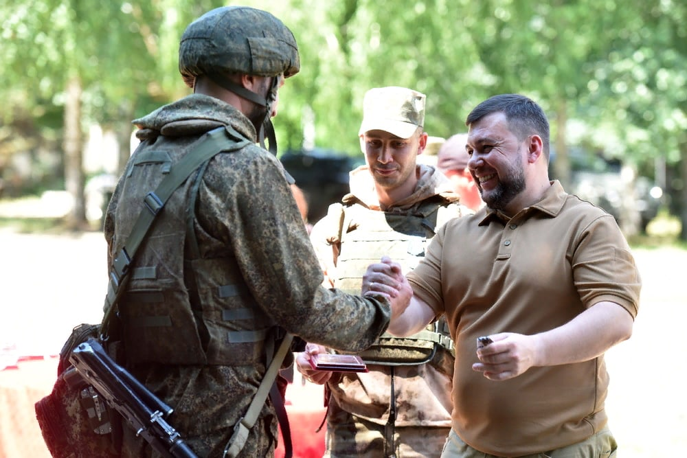 Глава ДНР наградил военнослужащих батальона “Сомали”