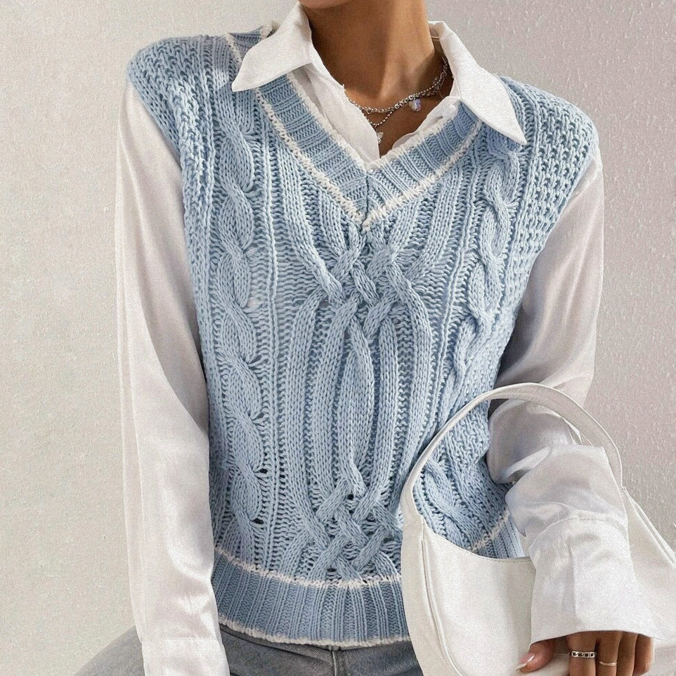 Безрукавка Шейн с косами и контрастной отделкой 