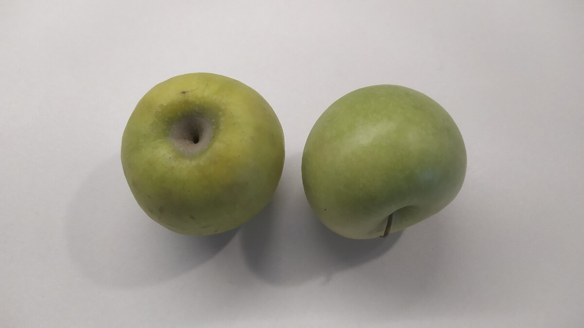 Яблоки - 25,76р (79,99р/кг)