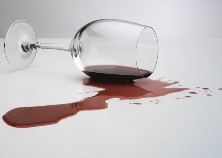 https://www.freeimages.com/photo/spilled-red-wine-glass-on-white-background-1641171