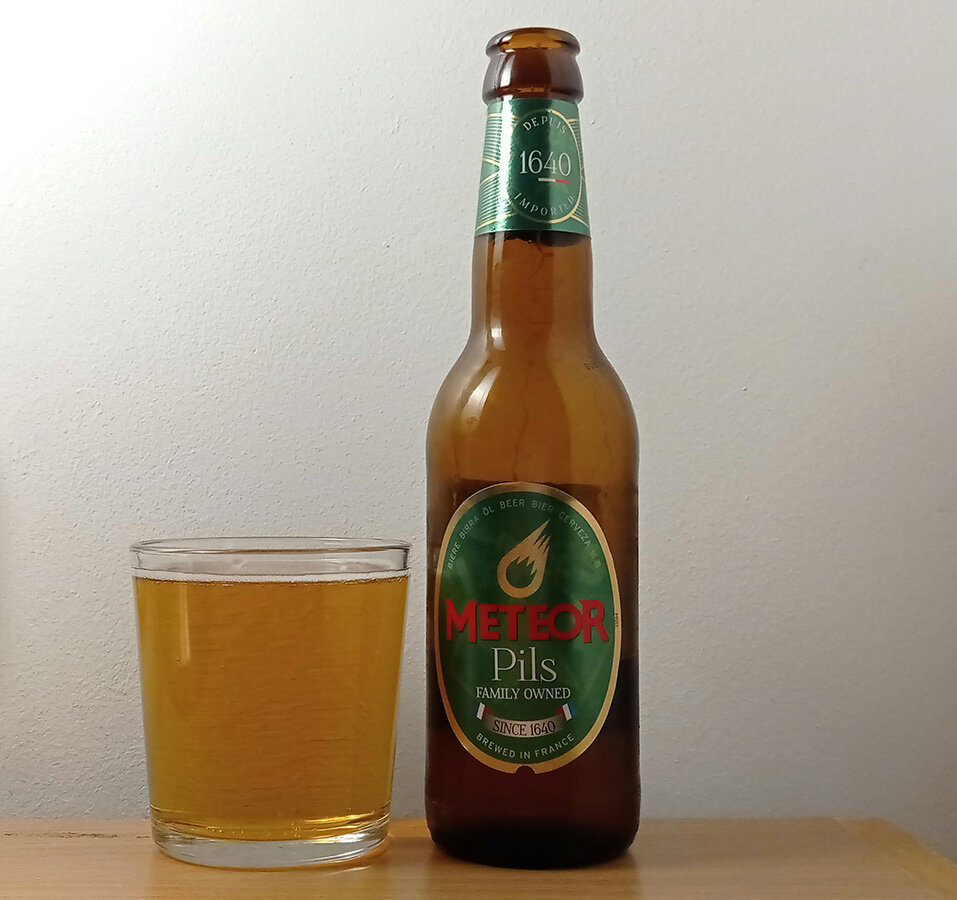 Meteor Pils в стакане. Фото автора