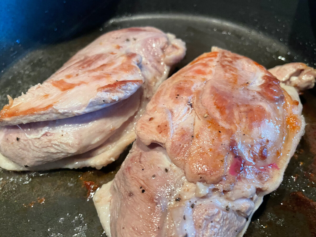 Жарим мясо утки