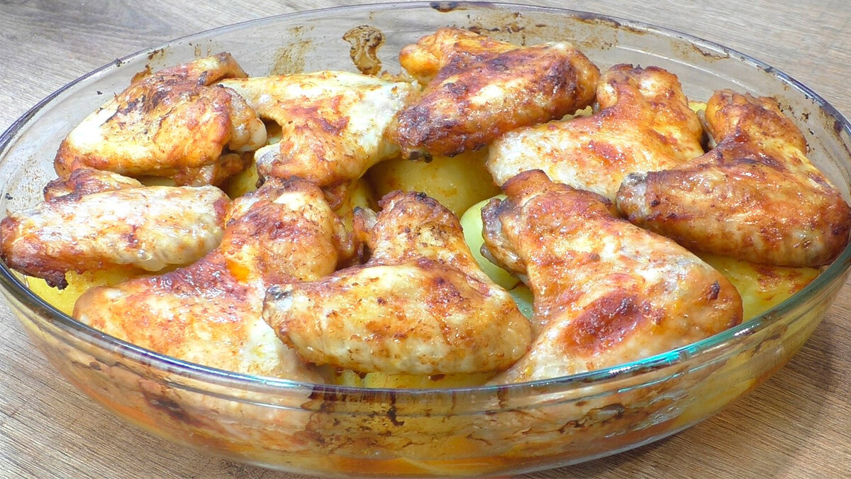Жаркое из куриного филе с картошкой на сковороде