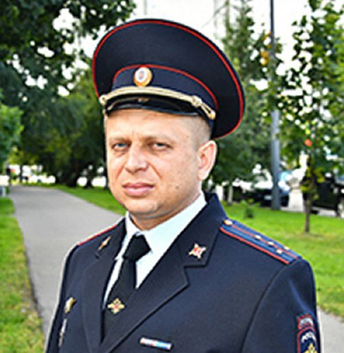 Начальник отделения участковых полиции по Южному Бутову Антон Иванько был задержан за укрывательство мигрантов-нелегалов.