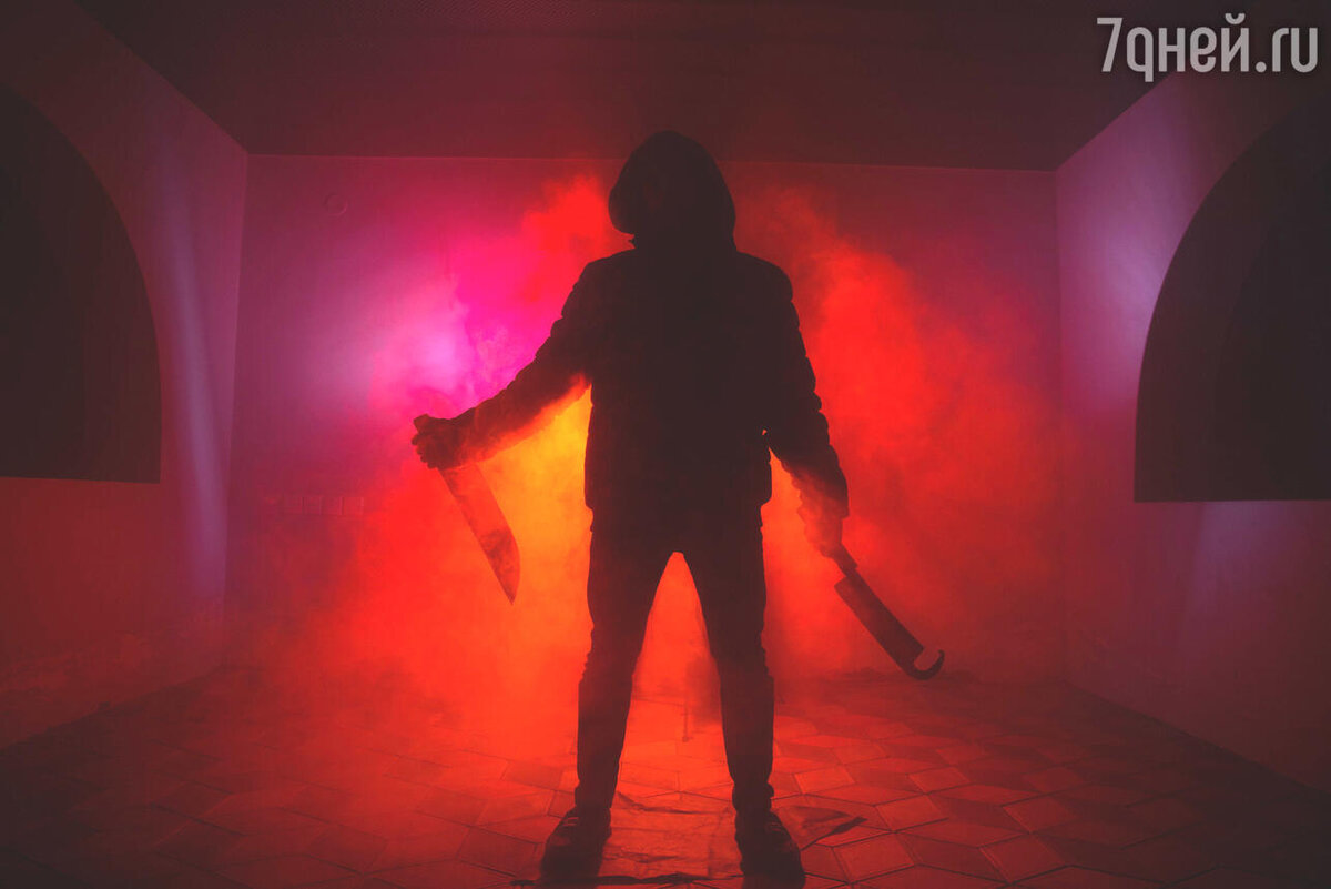 Что значит маньяк во сне. Убийца с ножом сниться. Сонник к чему снится убийство человека. Что значит маньяк во сне. Приснился серийный убийца.