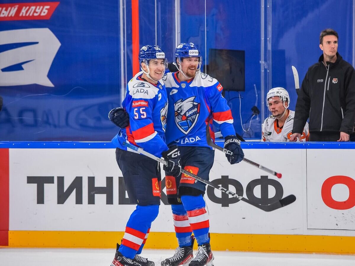    Хоккеисты "Лады" в матче КХЛ© пресс-служба ХК "Лада"