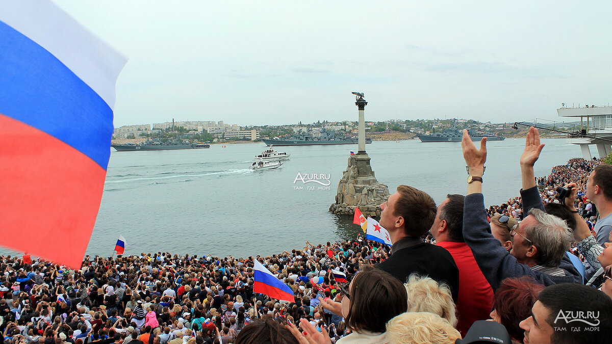 ЭТО ПРАЗДНИК СО СЛЕЗАМИ НА ГЛАЗАХ...