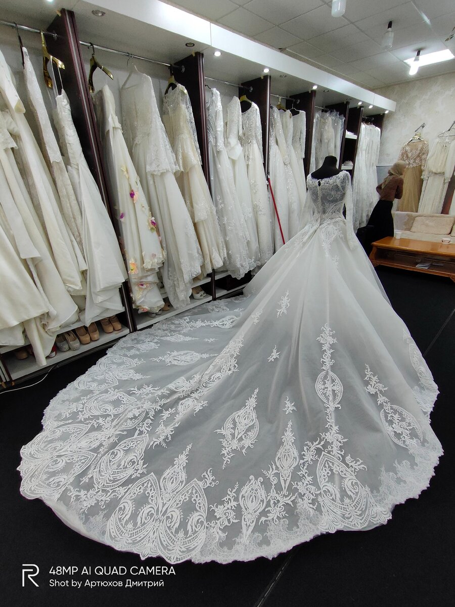 Чеченские свадебное платье для невесты - фото