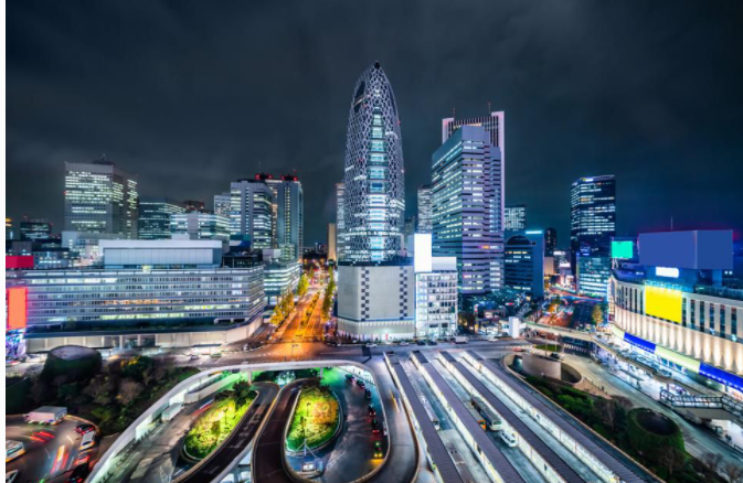 Токио - столица Японии и очаг интеллекта, инноваций и образования. Это также один из величайшие города мира для посещения в качестве туриста.