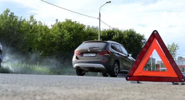 Отвозить пострадавшего можно в крайнем случае — если нет другого транспортного средства